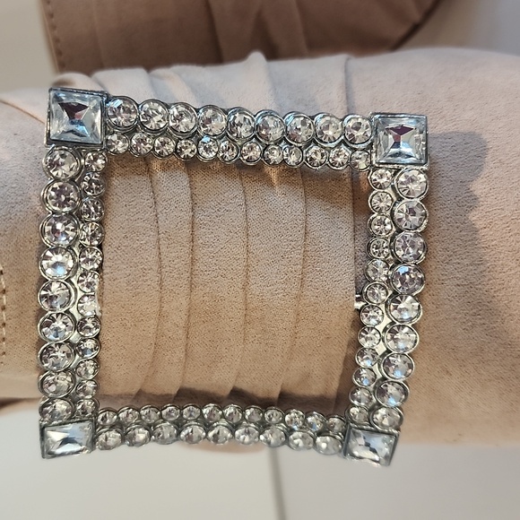 New- Taupe Pleated Pointy Toe Mule Stiletto Heel - Picture 5 of 8